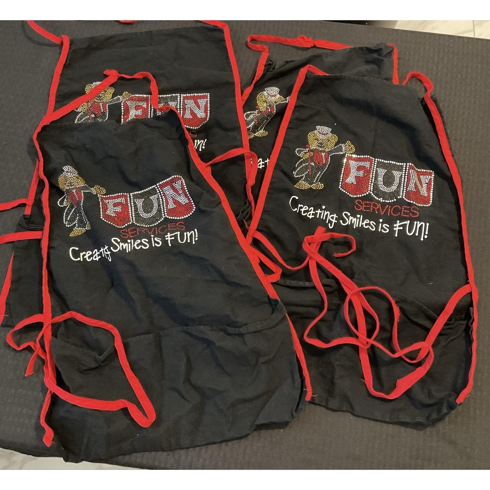 FUN Services Aprons Kids Lot Of 4 Black Creating Smiles Is FUN Rhinestone Craft